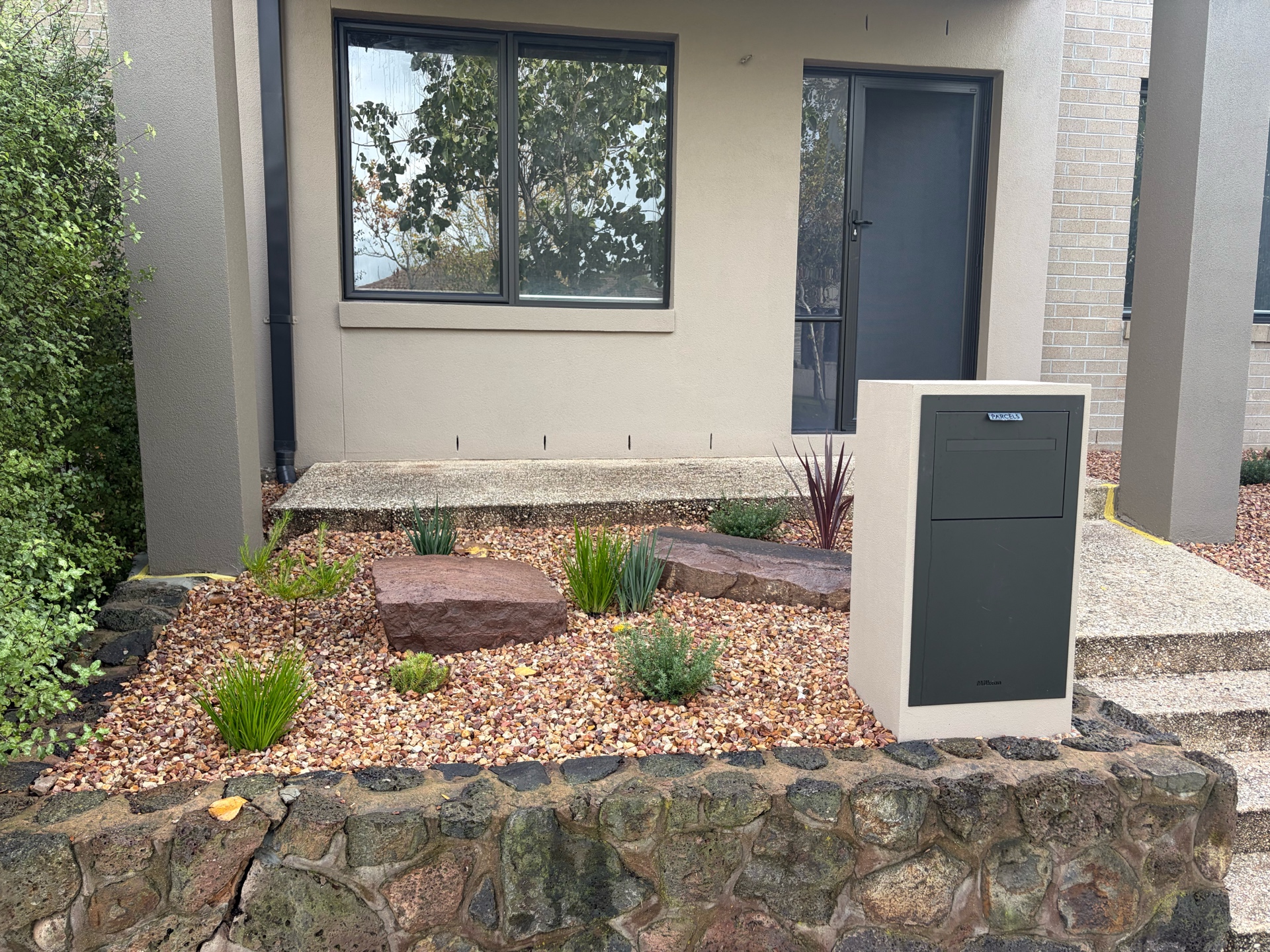 Rendered and painted letterbox pillar completed, Melbourne renovation